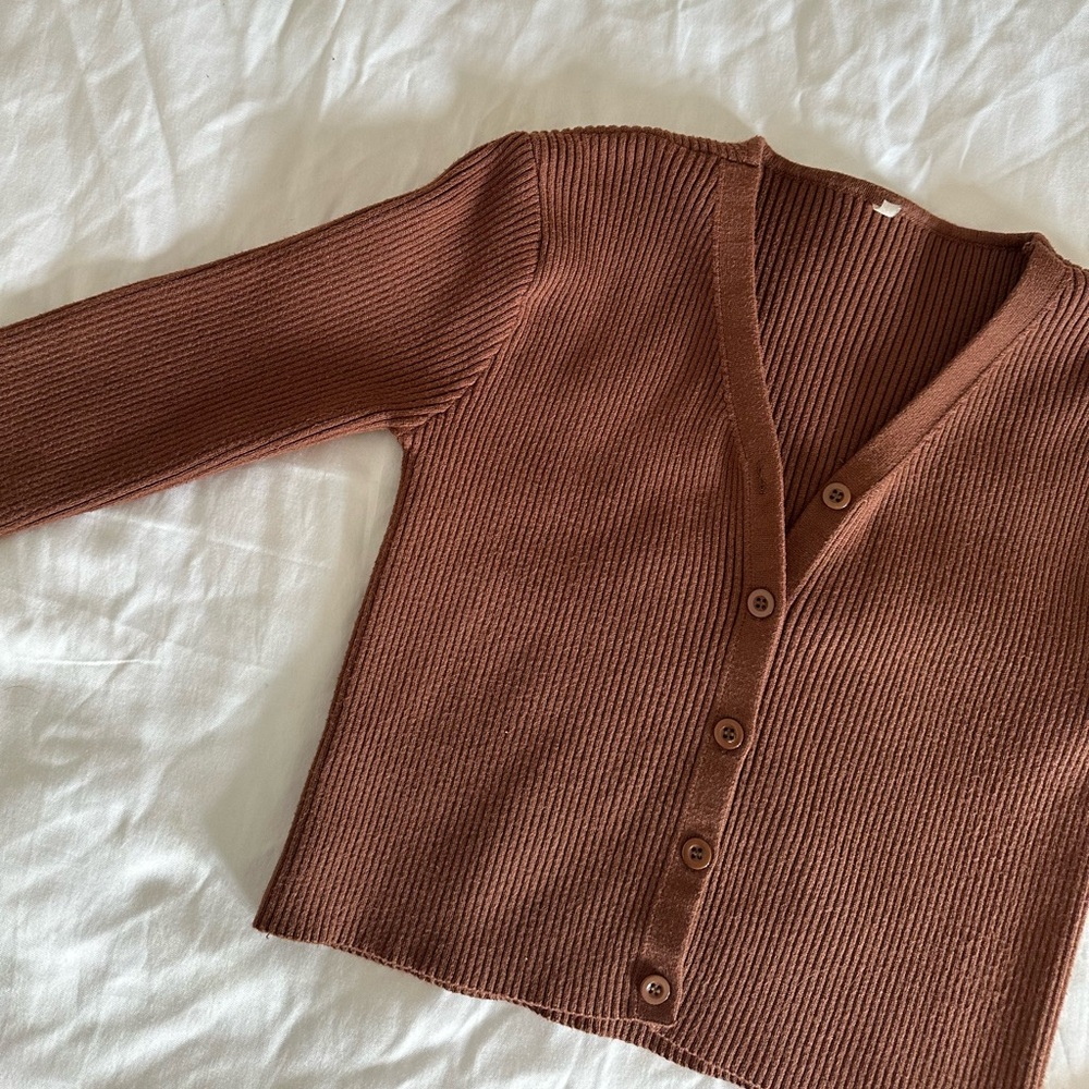 Sosana Cropped Ribbed Cardigan